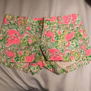 Lilly Walsh shorts sz 00. Hot wings flamingo print